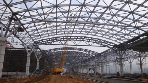 新余大家知道桁架结构表面的处理分为哪几个步骤吗